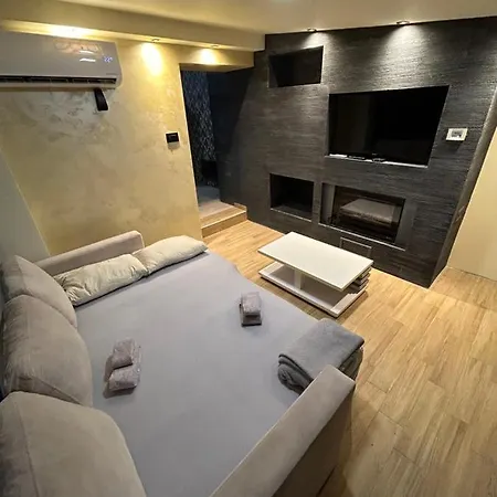Vikendica Hideaway